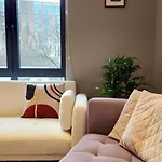 Urban Retreat - Centre - Sleeps 4 Apartament *