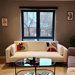 Urban Retreat - Centre - Sleeps 4 *